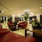 Hotel Laguna Palace