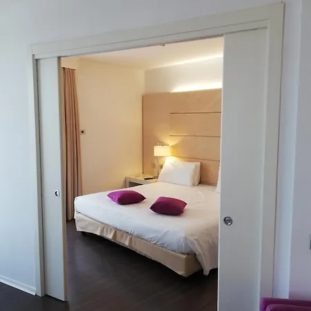 Laguna Palace 4* Grado