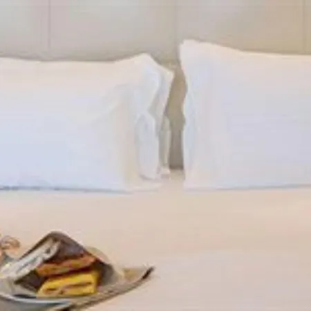 Ξενοδοχείο Laguna Palace 4*