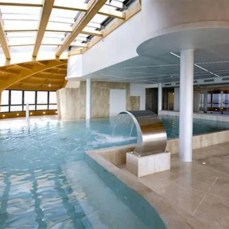 Ξενοδοχείο Laguna Palace