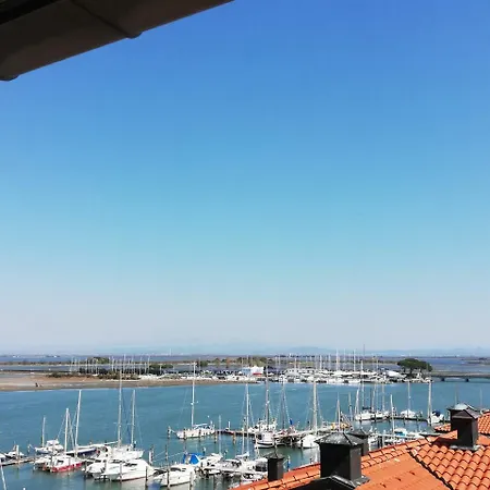 Ξενοδοχείο Laguna Palace